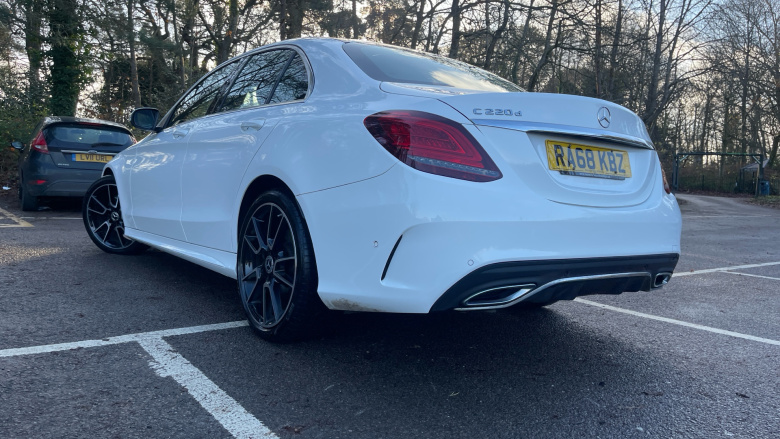 Mercedes-Benz C-Class C220d AMG Line Premium 4dr 9G-Tronic Diesel Saloon